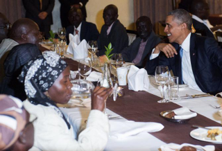 Illustration for article titled Obama Dines With Family in Nairobi, KenyaÂ